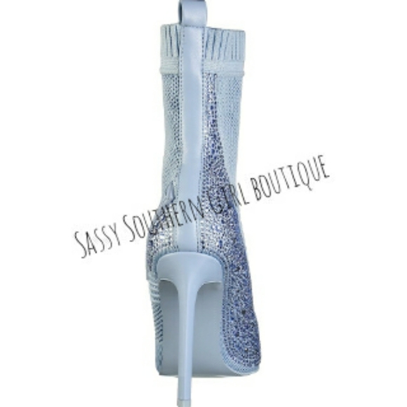 🆕⭐ Steve Madden Maxelle baby blue bootie heel - Picture 6 of 13